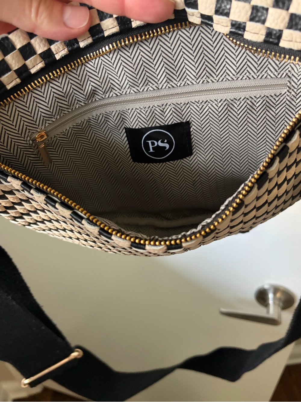 Pretty Simple “Original” Westlyn Woven Bum Bag Checkered Black Crossbody - Picture 11 of 13
